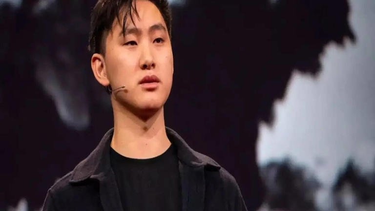 SamacharToday.co.in - एआई कोडिंग निपुणता जेन जेड का ‘बिल गेट्स मोमेंट’ - Ref by TOI