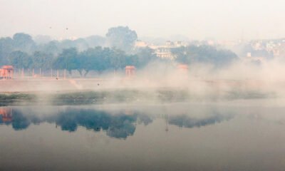 SamacharTOday.co.in - दमघोंटू हुई दिल्ली की हवा ग्रैप-4 हटते ही फिर 'गंभीर' श्रेणी में पहुंचा प्रदूषण - Image Credited by India Today