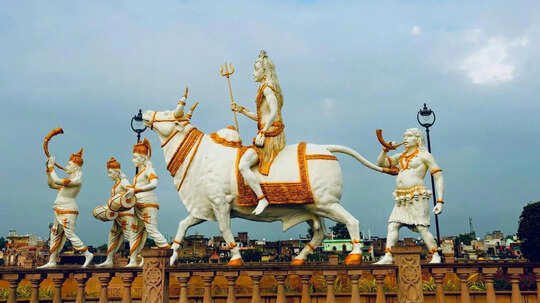 SamacharTOday.co.in - शाश्वत प्रहरी शिव मंदिरों में नंदी की पवित्र भूमिका - Image Credited by Times NOW