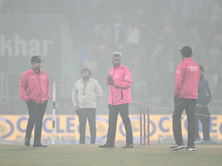 SamacharToday.co.in - कोहरे के कारण लखनऊ टी20 रद्द, बीसीसीआई बदला कार्यक्रम - Image Credited by NDTV