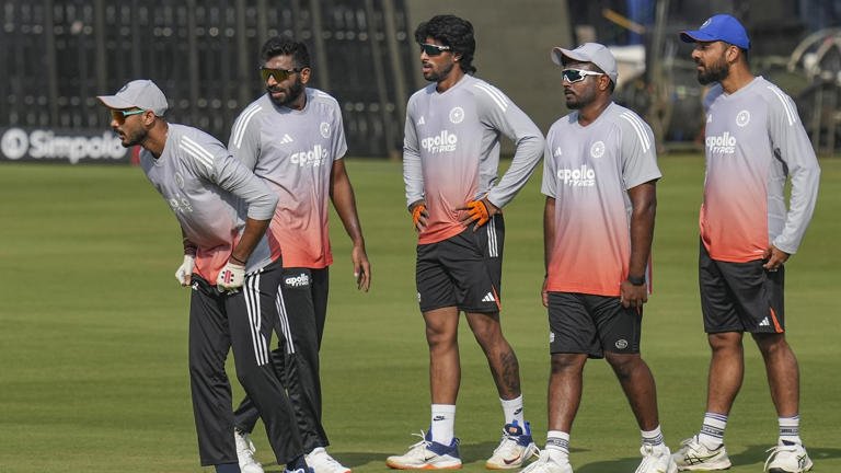 SamacharToday.co.in - टी20 विश्व कप की भारतीय रूपरेखा कटक से शुरू - Image Credited by The Indian Express