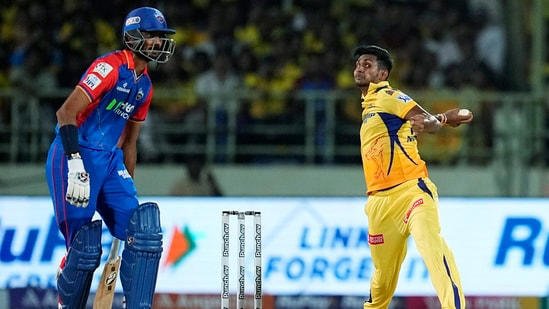 SamacharToday.co.in - मथीशा पथिराना को पाने में चूकी LSG, KKR ने मारी बाजी - Image Credited by Hindustan Times