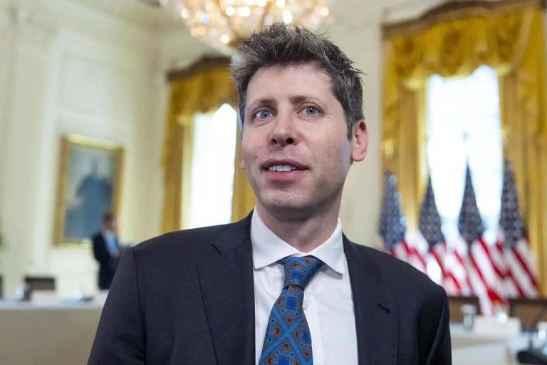 SamacharToday.co.in - OpenAI GPT-5.2 ने पेशेवर एआई बेंचमार्क को पुनर्परिभाषित किया - Image Credited by The Economic Times