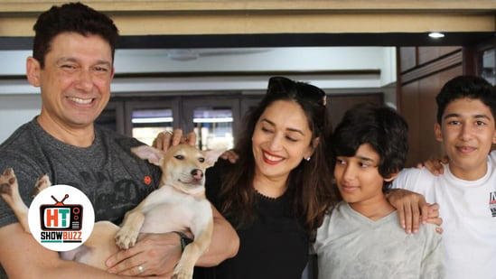 SamacharToday.co.in - माधुरी दीक्षित के बेटों ने चुनी टेक्नोलॉजी, बॉलीवुड से बनाई दूरी - Image Credited by Hindustan Times