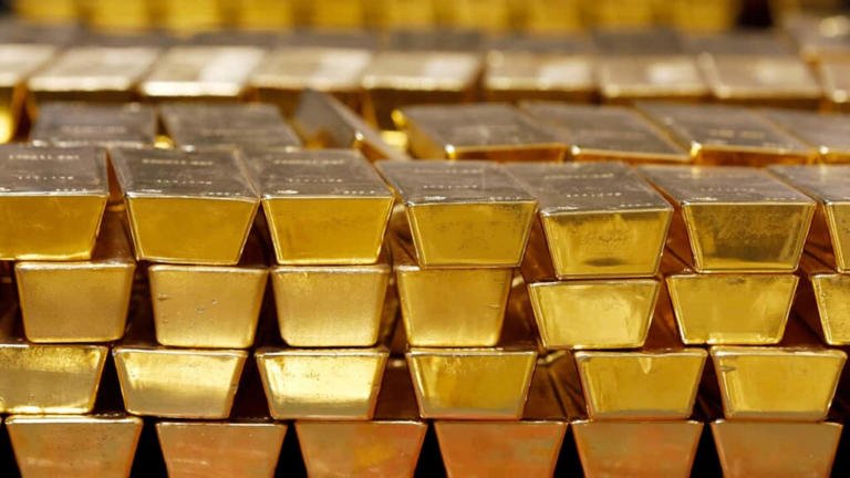 SamacharToday.co.in - सोना और एसएंडपी 500 2029 तक 10,000 का लक्ष्य - Image Credited by MoneyControl