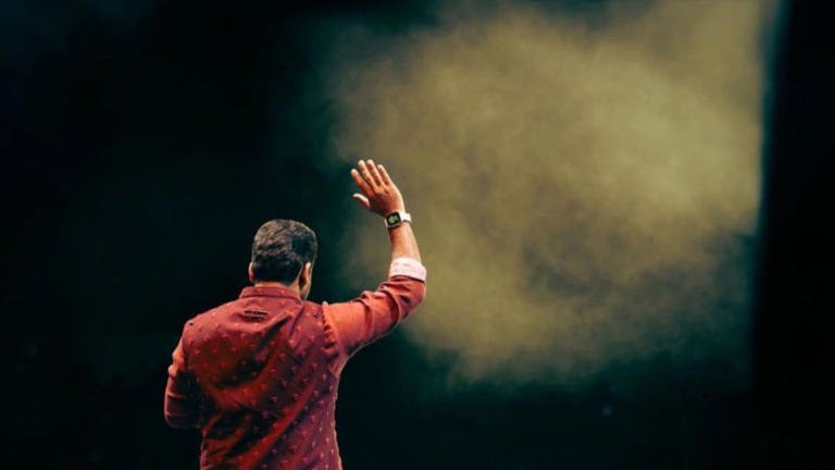 SamacharToday.co.in - अंतिम विदाई: जाकिर खान ने बर्नआउट से बचने के लिए लिया लंबा ब्रेक - Image Credited by The Financial Express