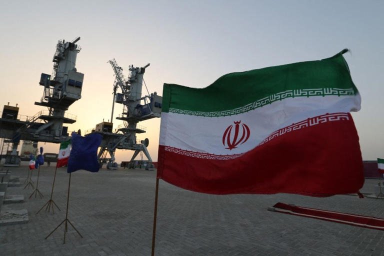 SamacharTOday.co.in - रणनीतिक संकट ईरान में अशांति से चाबहार परियोजना पर मंडराया खतरा - Image Credited by News18