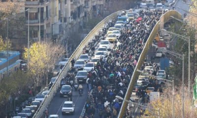 SamacharToday.co.in - ईरान में भीषण विरोध प्रदर्शन आर्थिक बदहाली और 7 मौतें - Image Credited by Hindustan Times