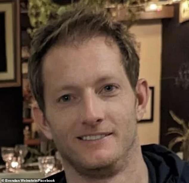 SamacharToday.co.in - दुखद अंत टेबल माउंटेन पर स्टंट के दौरान विश्व प्रसिद्ध पायलट की मौत - Image Credited by Daily Mail