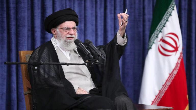 SamacharToday.co.in - पूर्व की छाया चीन और रूस ने ईरान के साथ बनाया मजबूत गठबंधन - Image Credited by MoneyControl