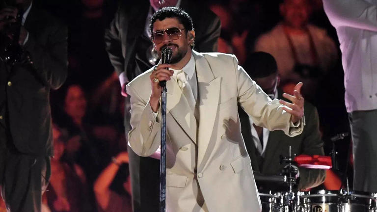 SamacharToday.co.in - रोजर गुडेल ने किया बैड बनी के ऐतिहासिक सुपर बाउल शो का समर्थन - Image Credited by The Times of India