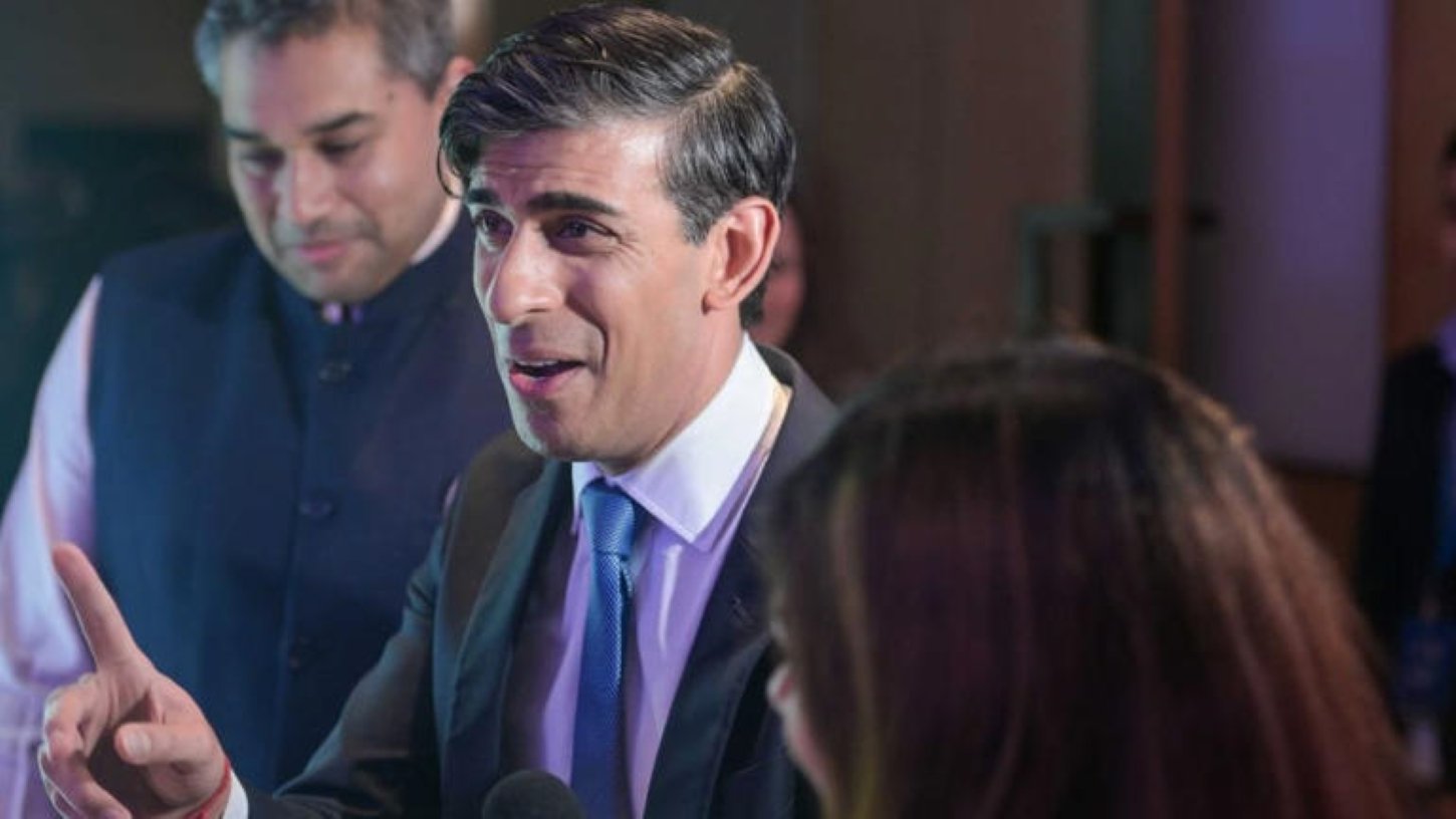 SamacharToday.co.in - ऋषि सुनक भारत एआई क्षेत्र में वैश्विक नेतृत्व के लिए तैयार - Image Generated by The Print