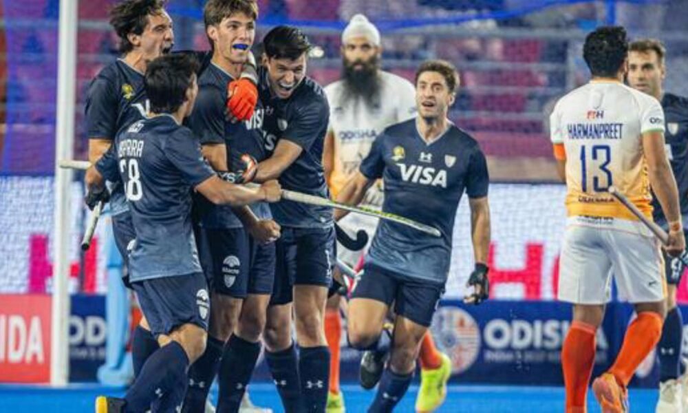 SamacharToday.co.in - घर में शर्मसार भारतीय हॉकी अर्जेंटीना के हाथों 8-0 की ऐतिहासिक हार - Image Credited by Hindistan Times