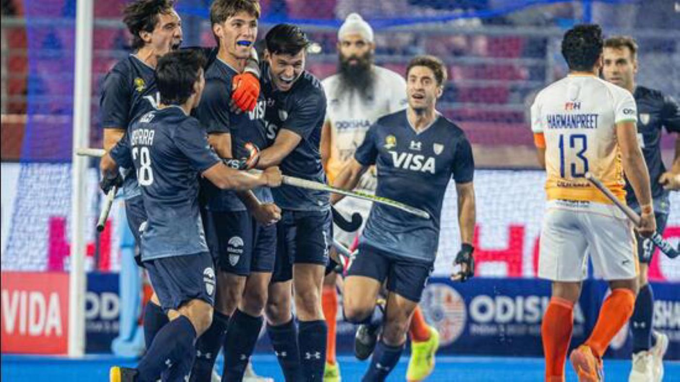SamacharToday.co.in - घर में शर्मसार भारतीय हॉकी अर्जेंटीना के हाथों 8-0 की ऐतिहासिक हार - Image Credited by Hindistan Times