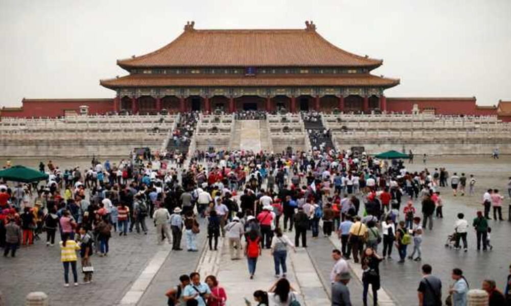 SamacharToday.co.in - चीन ने 50 देशों को दी वीज़ा-मुक्त प्रवेश की सुविधा - Image Credited by ZEE News