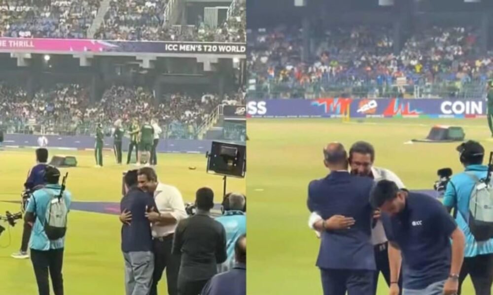 SamacharToday.co.in - भारत-पाक मैच से पहले रोहित और वसीम का आलिंगन - Image Credited by News18