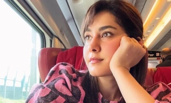 SamacharToday.co.in - राशी खन्ना ने सिनेमा पर युद्ध के प्रभाव की चेतावनी दी - Image Crdited by Hindustan Times