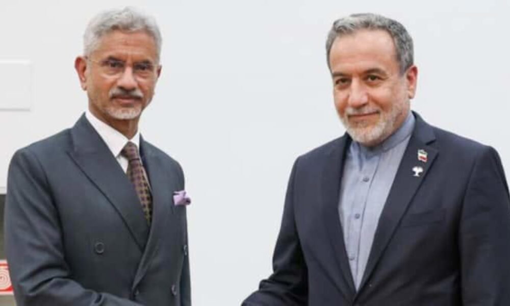 SamacharToday.co.in - जयशंकर की खाड़ी कूटनीति अमेरिका-ईरान तनाव के बीच भारत की सक्रियता - Image Credited by Zee News