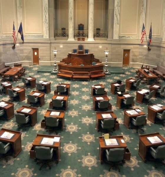 SamacharToday.co.in - मिसौरी सीनेट ने आयकर खत्म करने का प्रस्ताव पास किया - AI Generated Image
