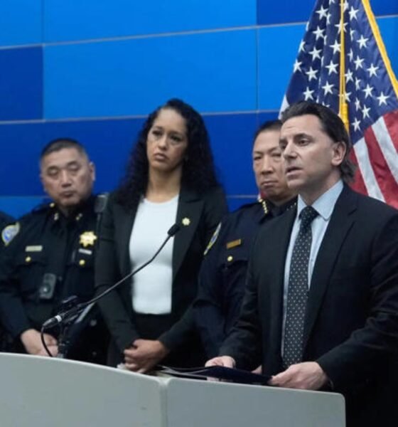 SamacharToday.co.in - सिलिकॉन वैली की घेराबंदी ओपनएआई (OpenAI) के सीईओ - Image Credited by ET Now