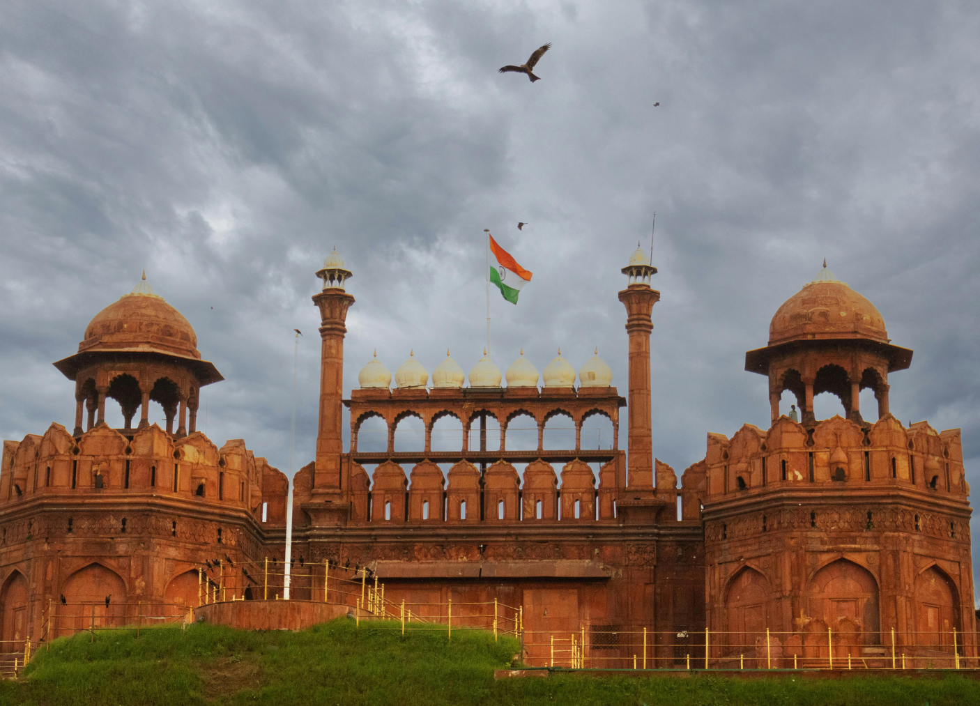 दिल्ली-एनसीआर में बारिश से थमा हीटवेव का कहर मौसम विभाग का अलर्ट - SamacharToday.co.in